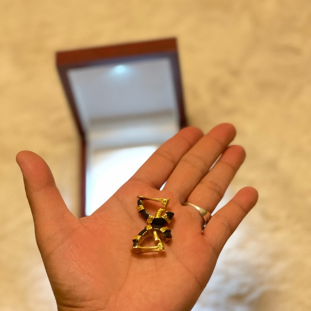 Clip on earrings